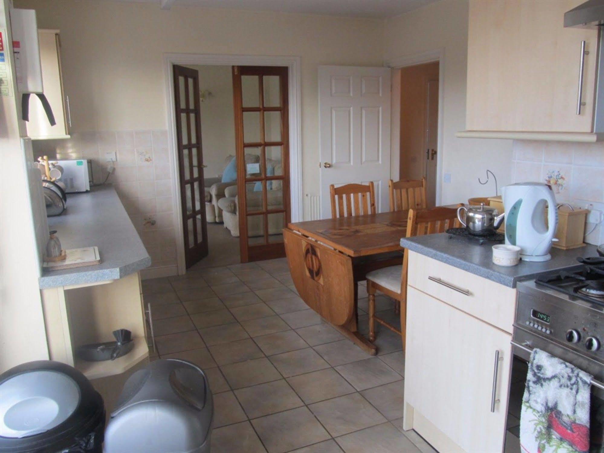 Aaron Lodge Guest House Leicester Esterno foto