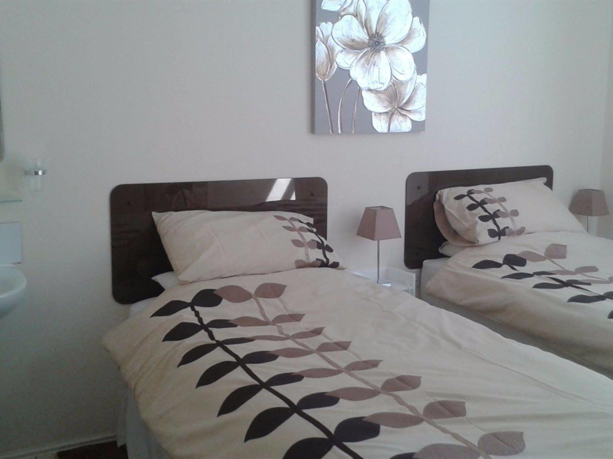 Aaron Lodge Guest House Leicester Esterno foto