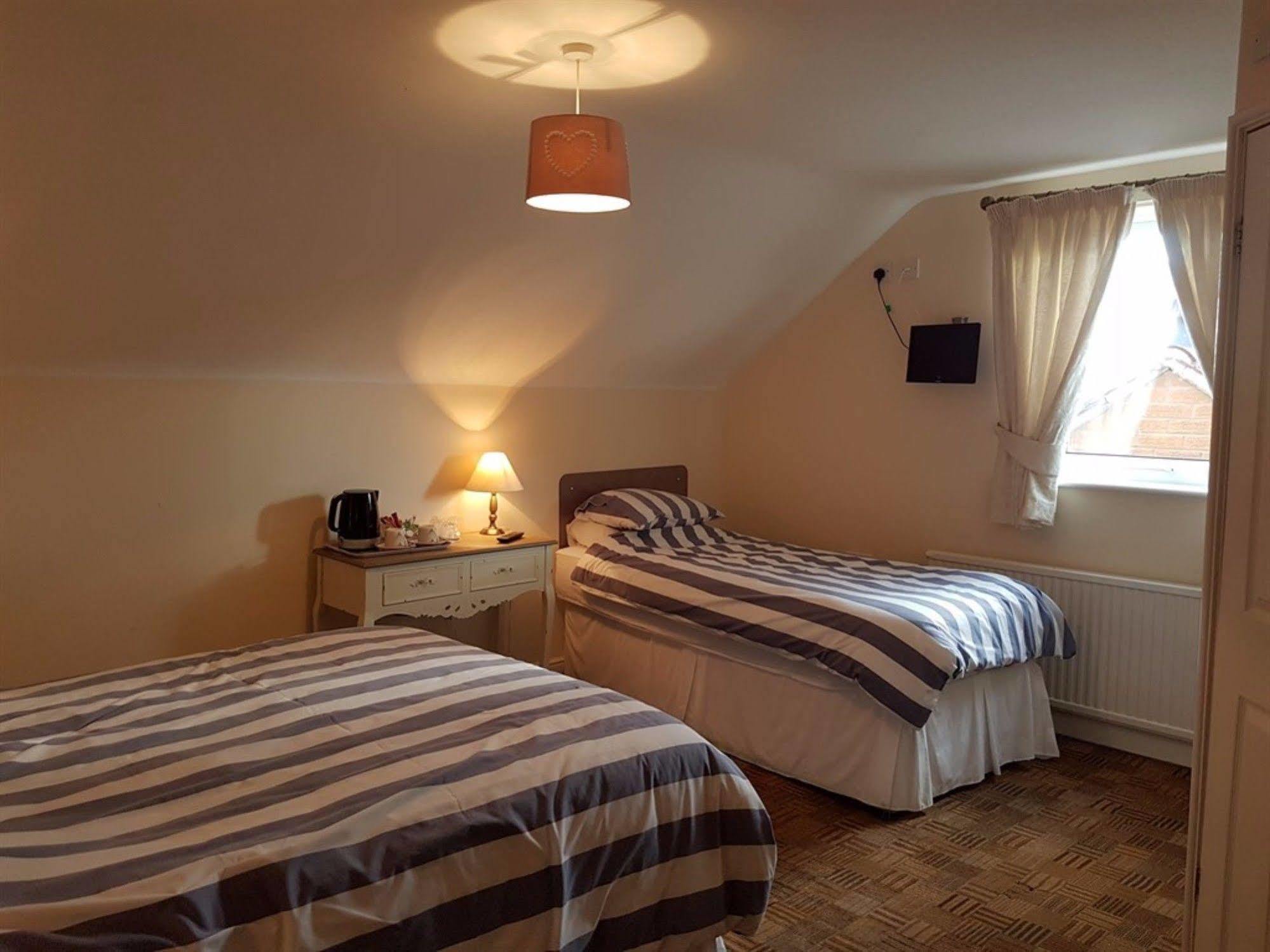 Aaron Lodge Guest House Leicester Esterno foto